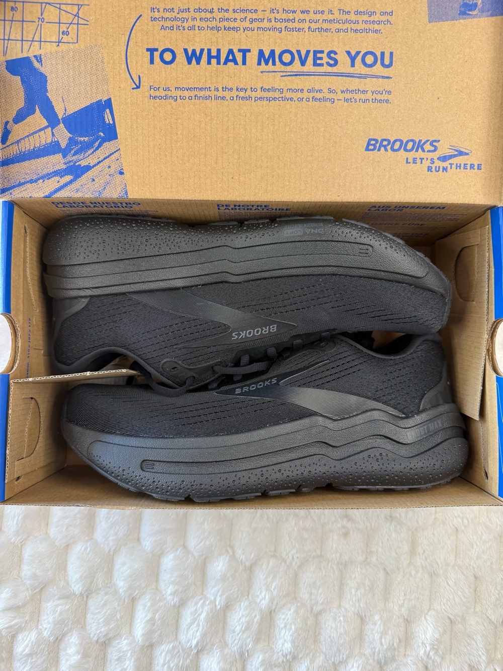 Brooks Women's Black Athletic Running Shoes